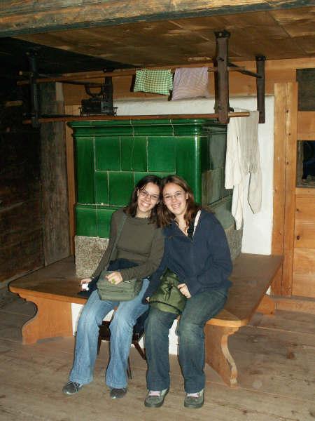 LUCIE  &ELISE